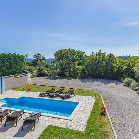 Holiday Home Vinez Vinez