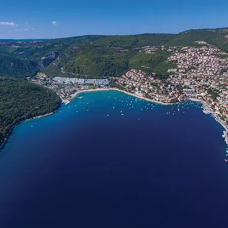 Amazing In With House A Panoramic View Holiday home Vinez