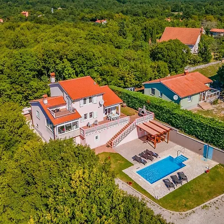 Amazing In With House A Panoramic View Holiday home Vinez